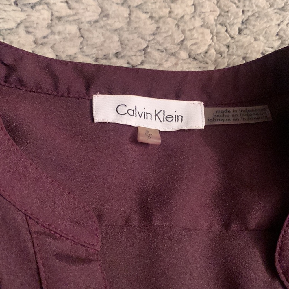 Calvin Klein - Picture 3 of 6